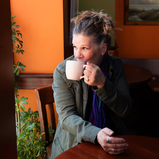 Righteous Babe Records Welcomes Dar Williams to the RBR Family